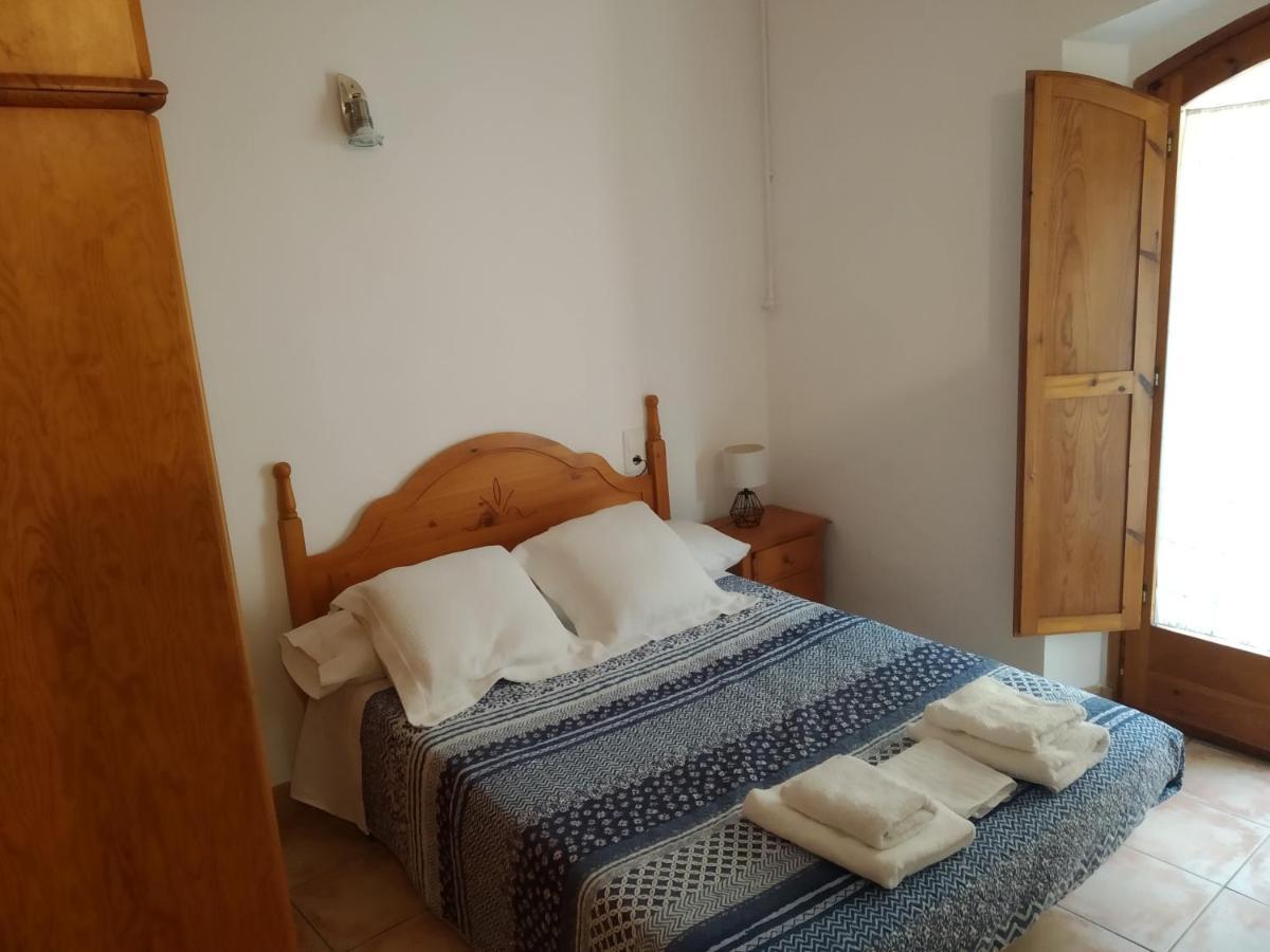 Apartament Can Mingu 2On Pis Besalú Buitenkant foto