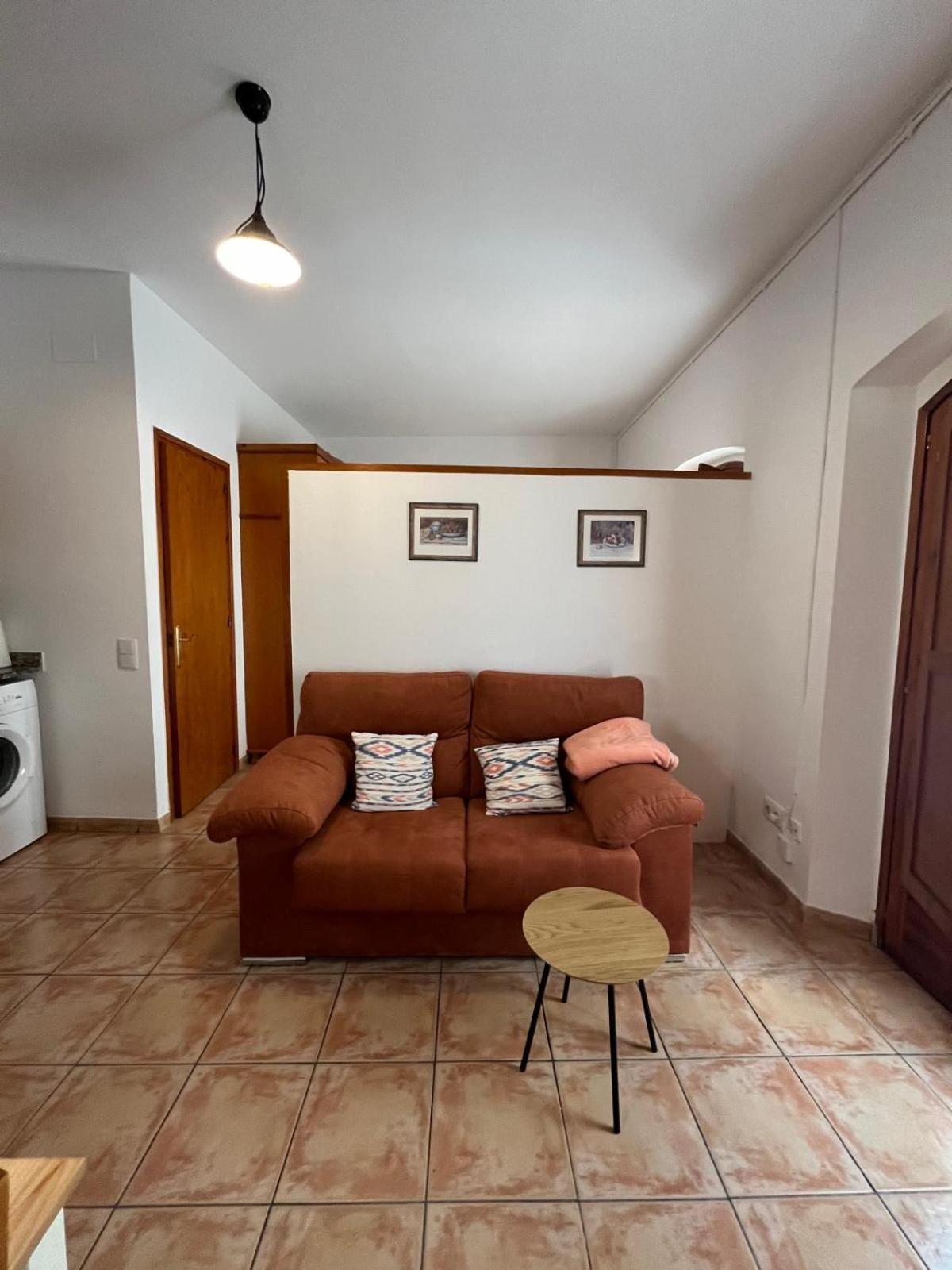Apartament Can Mingu 2On Pis Besalú Buitenkant foto